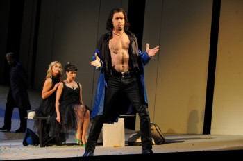 Opera Australia's Cost Fan Tutte 2012 