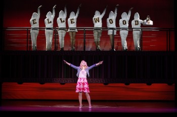 Lucy Durack as Elle Woods in Legally Blonde.